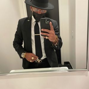 Meet your Posher, Benjamin